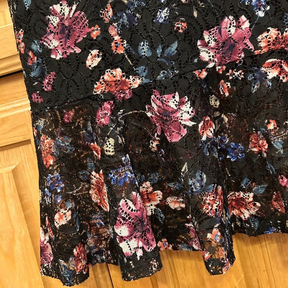 Siena Black Floral Lace Off Shoulder Sheath Midi Dress - Women's Size 8 - Picture 4 of 13